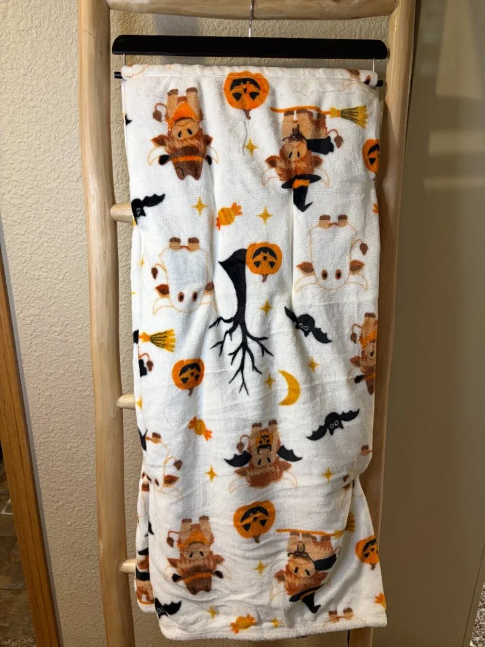 Halloween Highland Cow Ghost Bat Pumpkin Oversized Fleece Throw Blanket 60x70